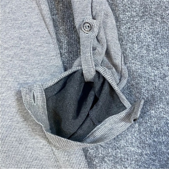 Soft Surroundings Sydney Shirt Medium Gray Waffle Tab Sleeves Cotton 2AU91 - Picture 5 of 7